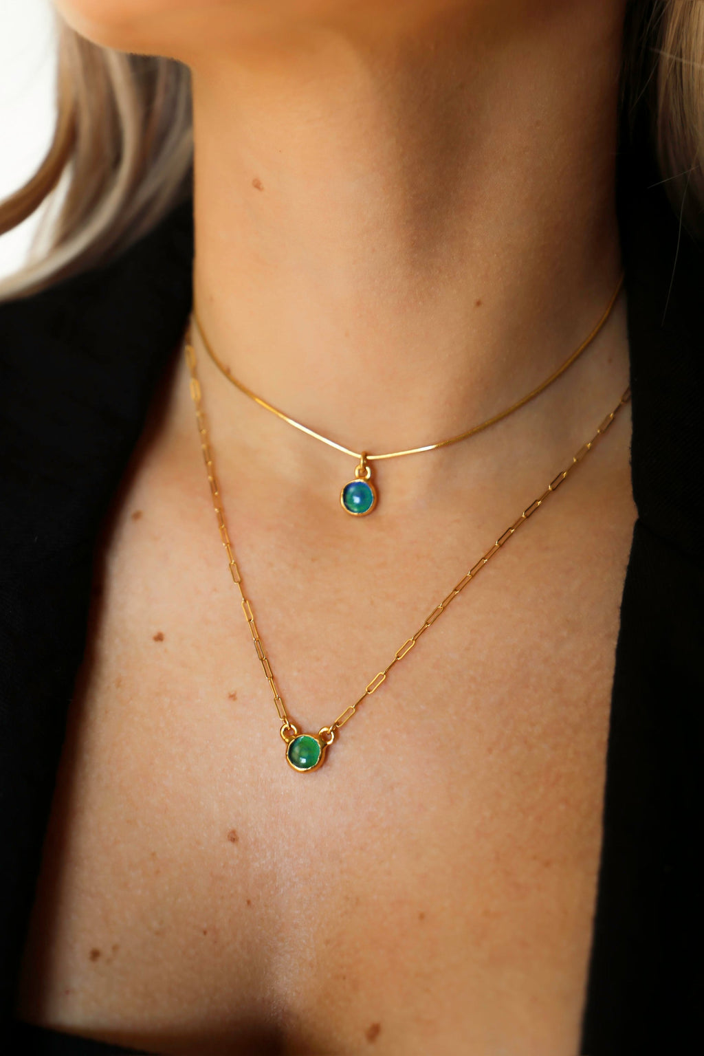 Dainty Mood Choker • Color Changing Gemstone • Blue Gemstone Necklace • Mood Jewelry • Gold Filled Pendant • by Ringcrush • Handmade