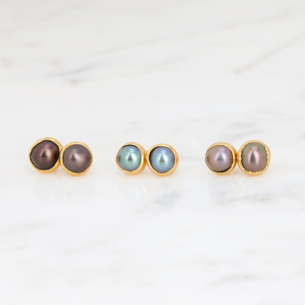 Black Raw Pearl Stud Earrings