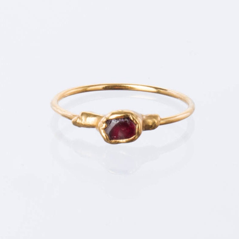 Mini Raw Garnet Ring • Gold Fill • Red Gemstone Vampire Jewelry for Fall • Witchy Halloween Ring • January Birthstone • Capricorn • 24k Dip