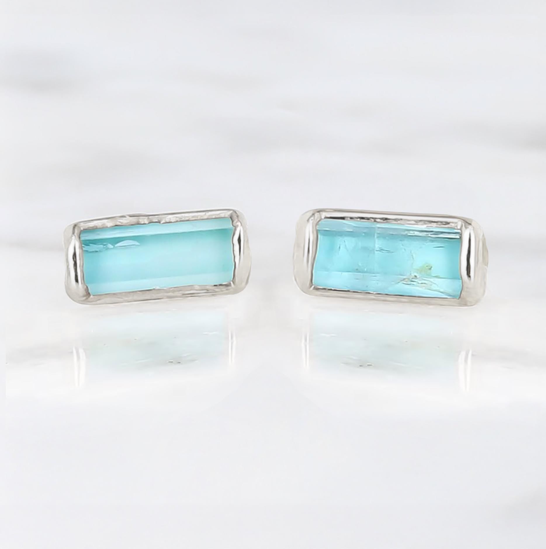 Raw Bar Aquamarine Ears for Women, Sterling Silver Stud Ears, March Birthstone, Gift for Her, Crystal Ears, Aquamarine Jewelry