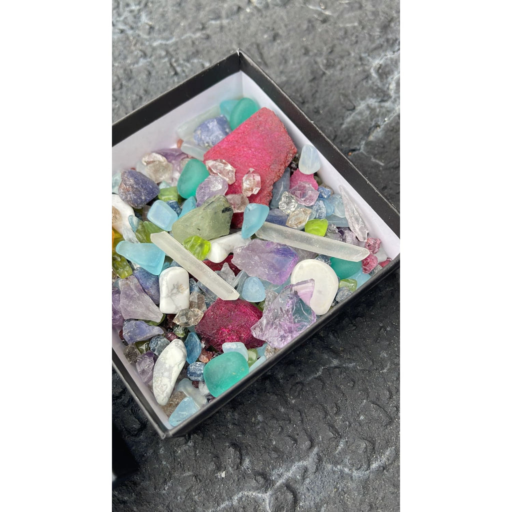 Raw Crystal Mystery Box! Rough Gemstone Pack, Mystery Crystal Scoop, Beginner Healing Chakra Set, Crystal Collection, Bulk Wholesale