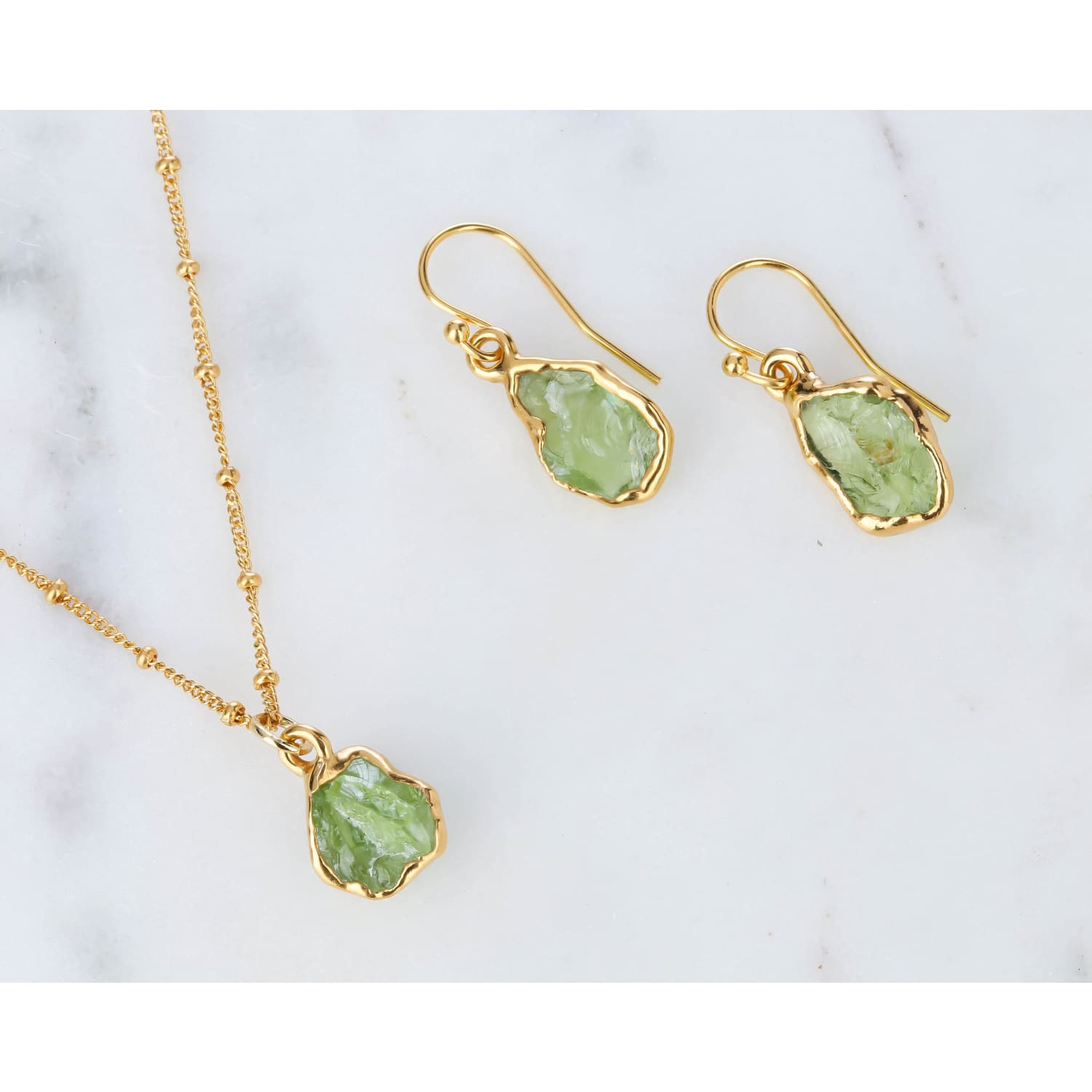 Raw Peridot Necklace, Birthstone Necklace, Leo Necklace,  Necklace, Raw  Necklace, Delicate Necklace, Raw Gemstone Necklace • 24k Dip